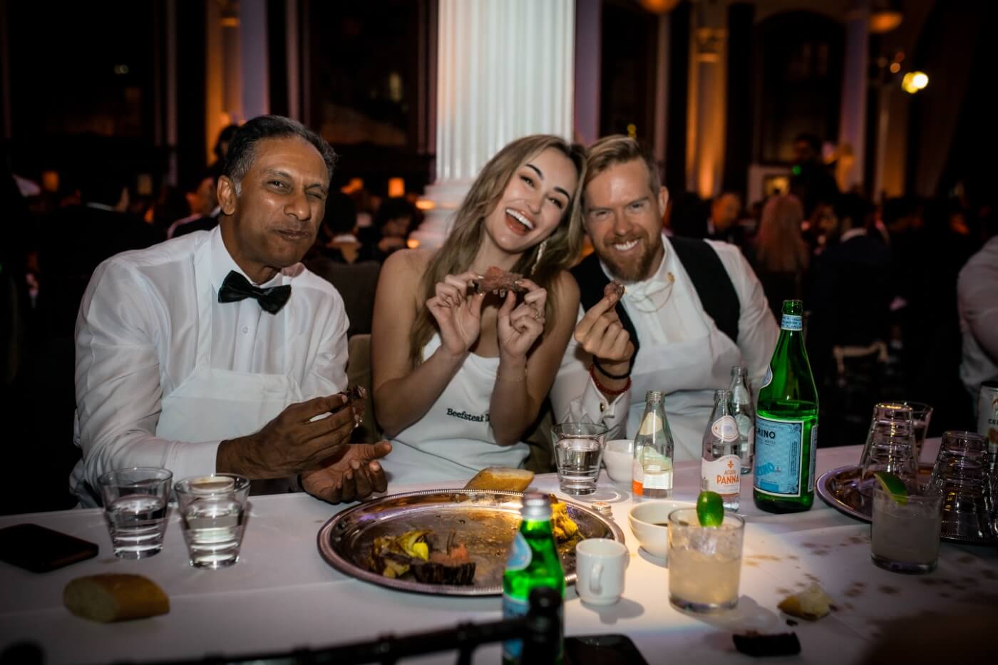 guests enjoying beefsteak