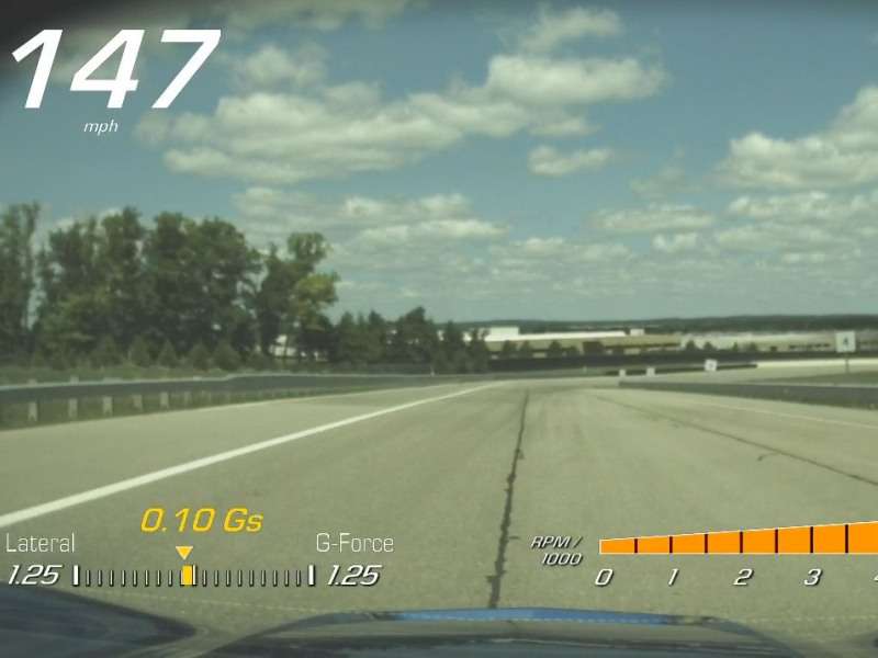 2015 Chevy Corvette comes with performance data recorder 