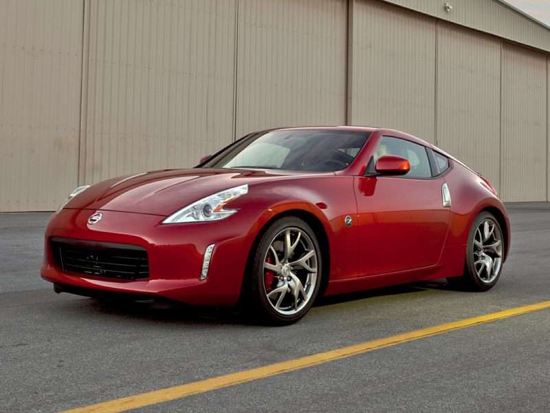 2015 Nissan 370Z ・  Photo by Nissan USA