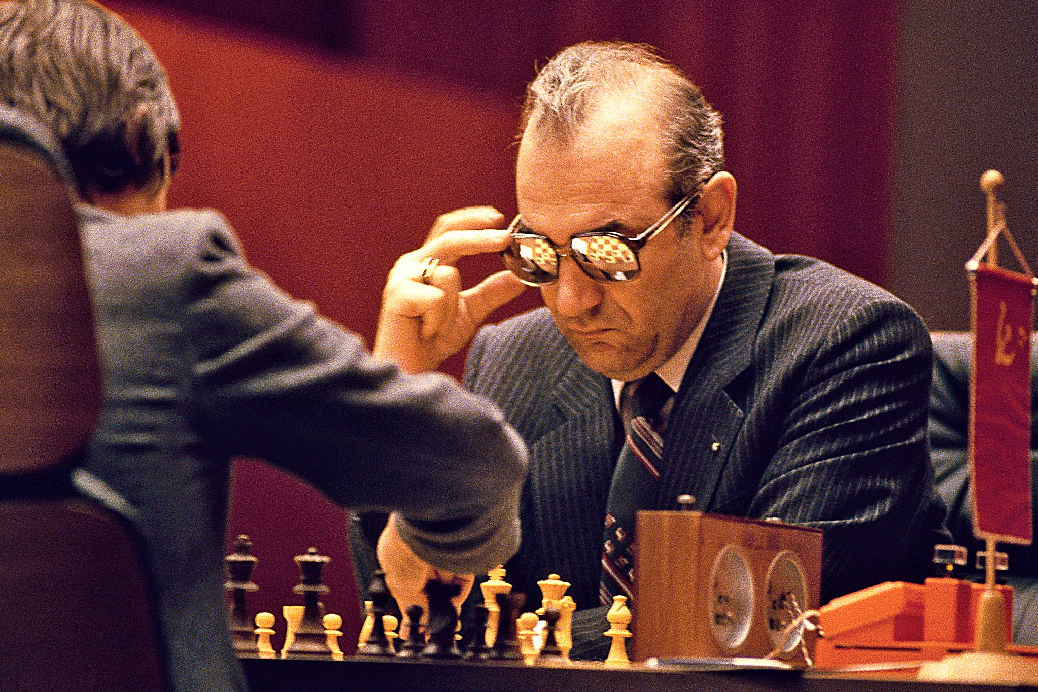 Korchnoi vs Montgomery 1975