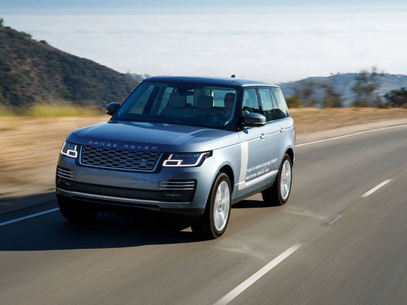 2018 Land Rover Range Rover Review, Pricing, and Specs