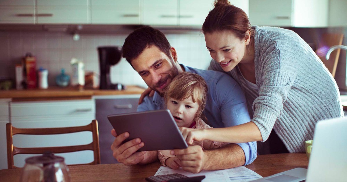 How to invest in stocks while Under 18