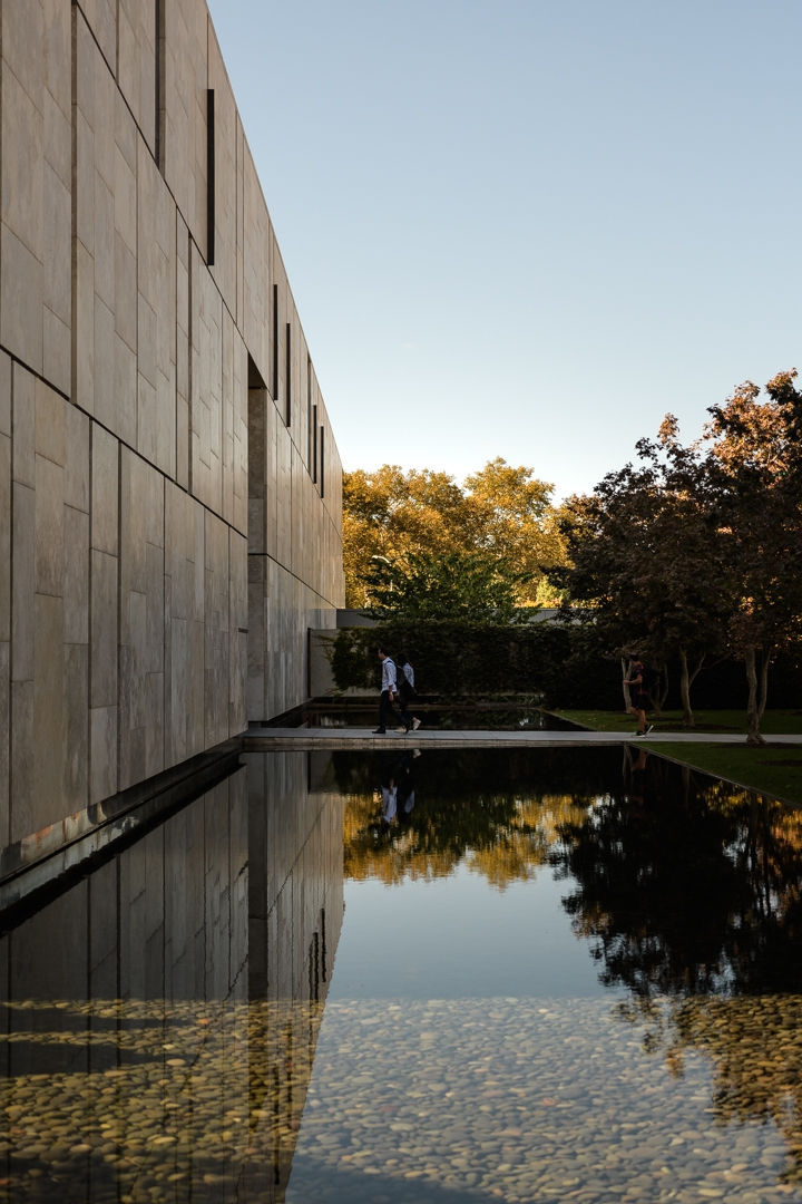 Barnes Foundation Outside