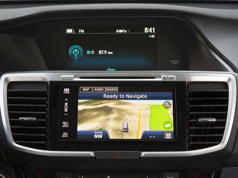 10 Cars with Innovative Navigation Systems Autobytel