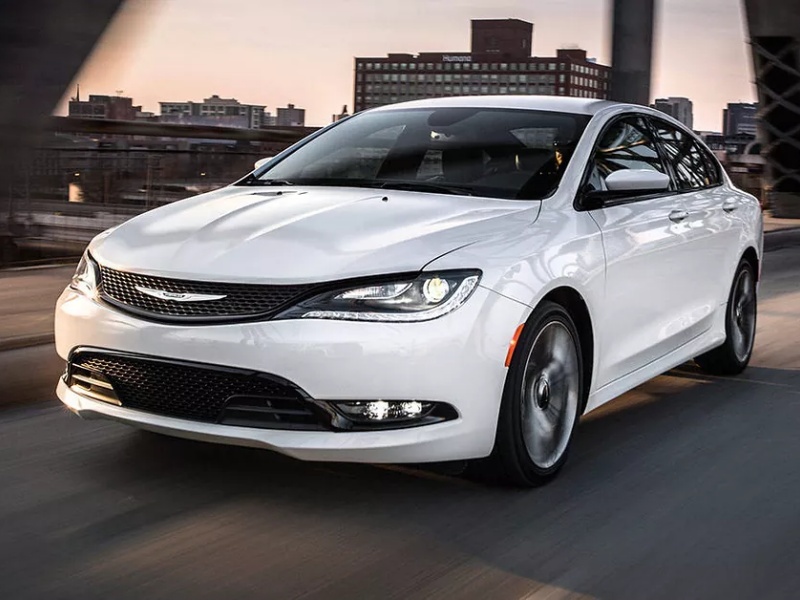 2016-Chrysler-200.jpg