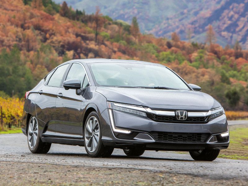 2020 Honda Clarity Plug In Hybrid ・  Photo by Honda 