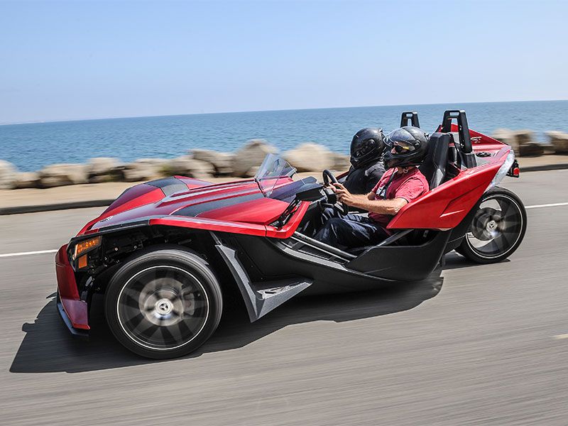 2018 Polaris Slingshot exterior profile on road 