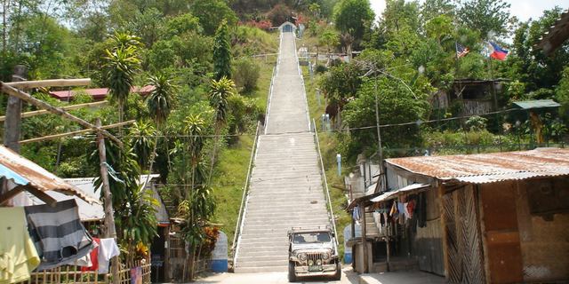 Laurdes grotto Bamban