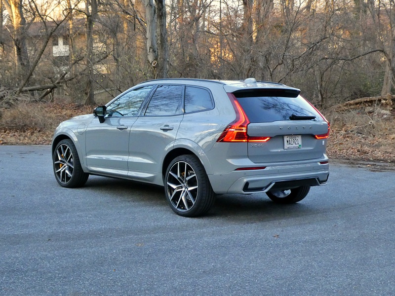 2025 Volvo XC60 PHEV Polestar Engineered ・  Photo by Brady Holt