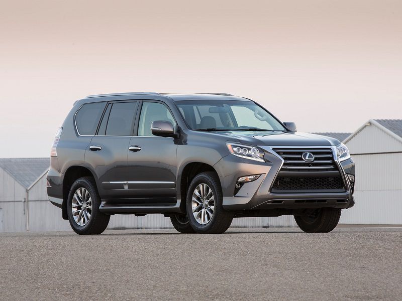 2019 Lexus GX 460 Gray Front Three Quarter ・  Photo by Lexus 