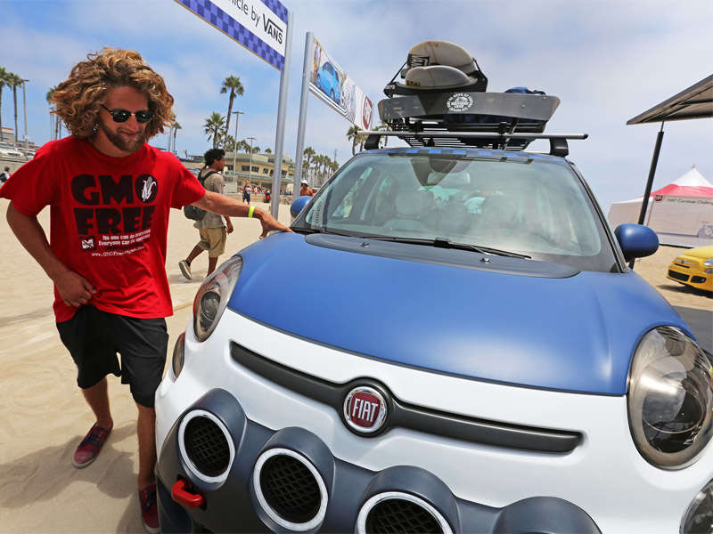 overdracht Stier Senaat Fiat 500L-Vans Concept Makes Waves at U.S. Surf of Open | Autobytel