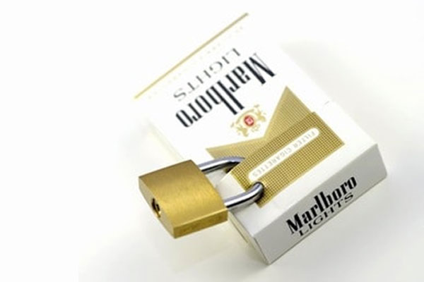 A simple sliding door solution to tackle the tobacco display ban