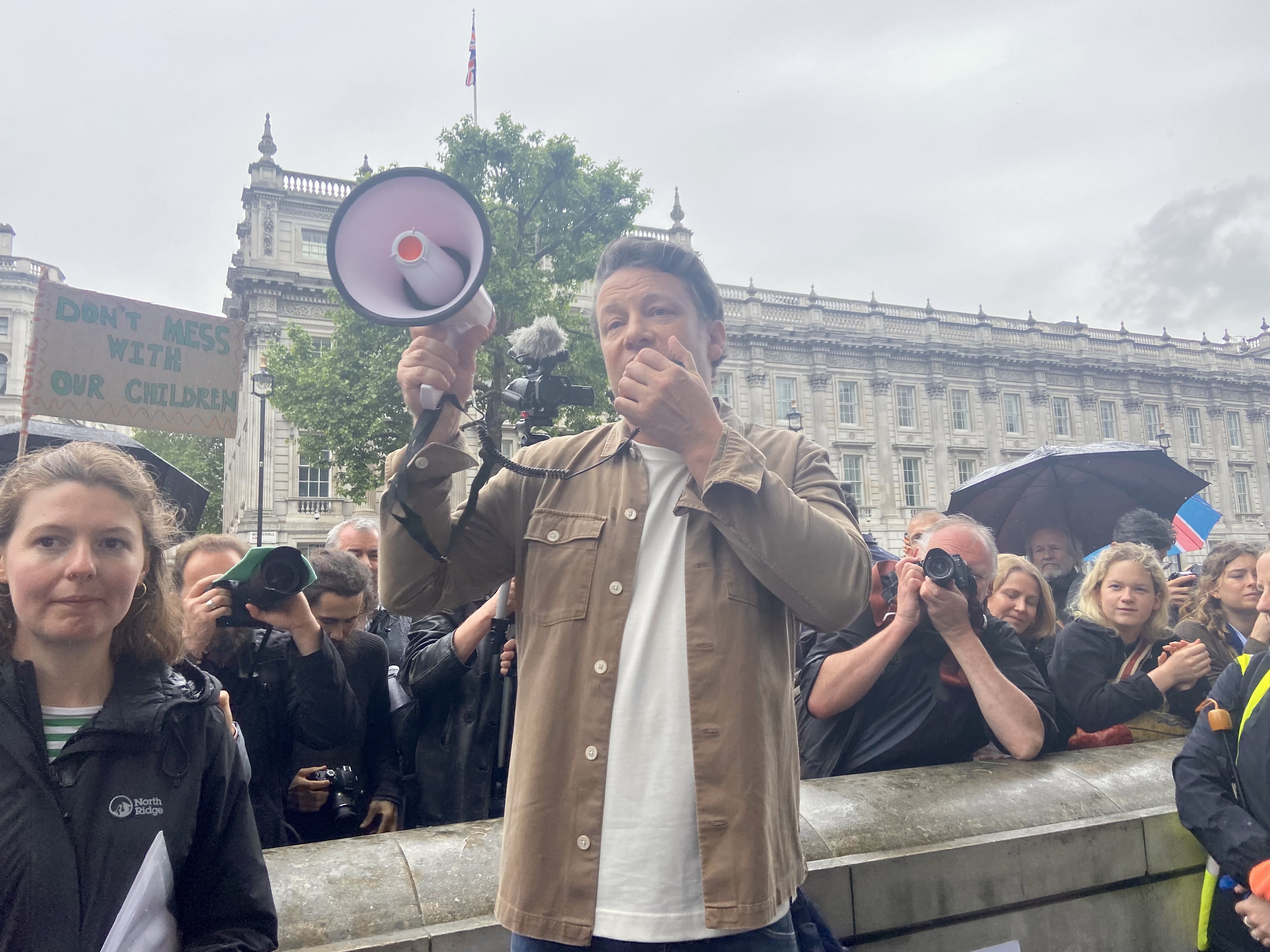 Jamie Oliver speaks to the crowd