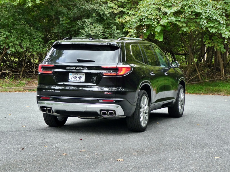 2024 GMC Acadia Denali ・  Photo by Brady Holt