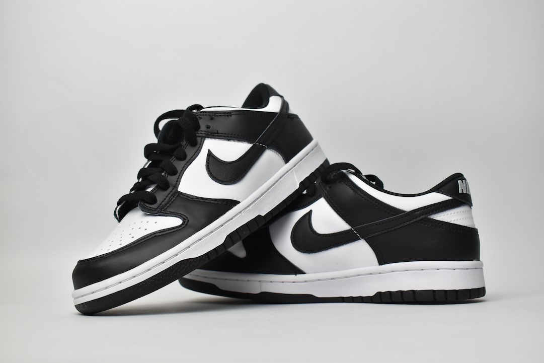 Nike Dunk Low Retro  White Black Panda