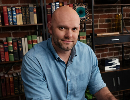 The Net Worth of James Clear: Behind the Success of the Atomic Habits