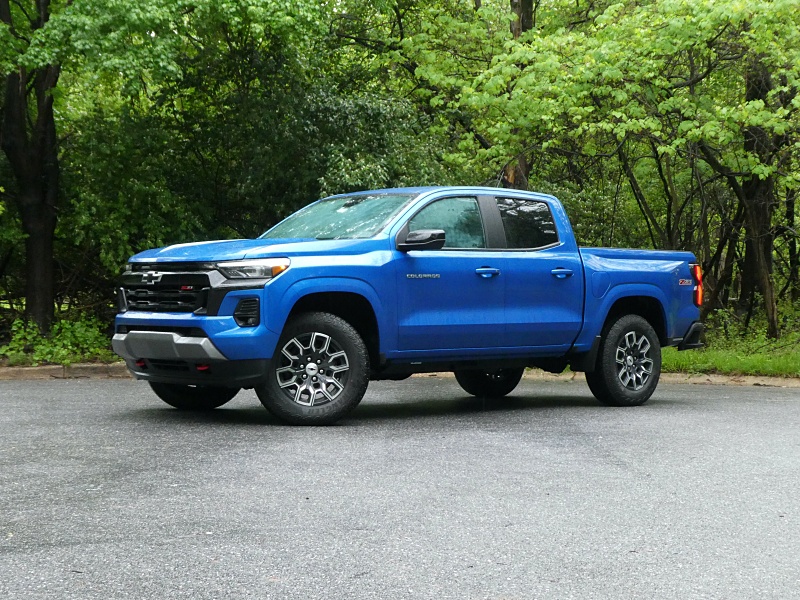 2024 Chevrolet Colorado Road Test and Review