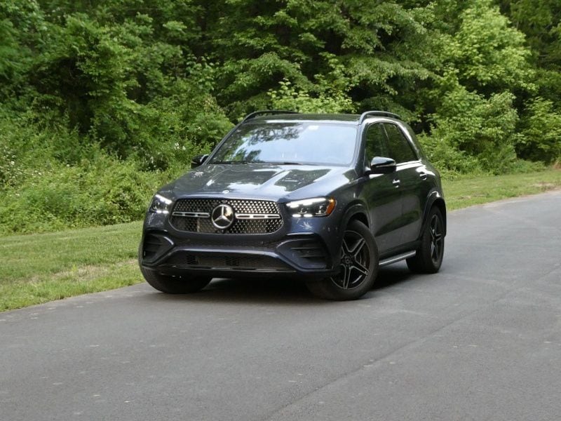 2024 Mercedes-Benz GLE 450 ・  Photo by Brady Holt