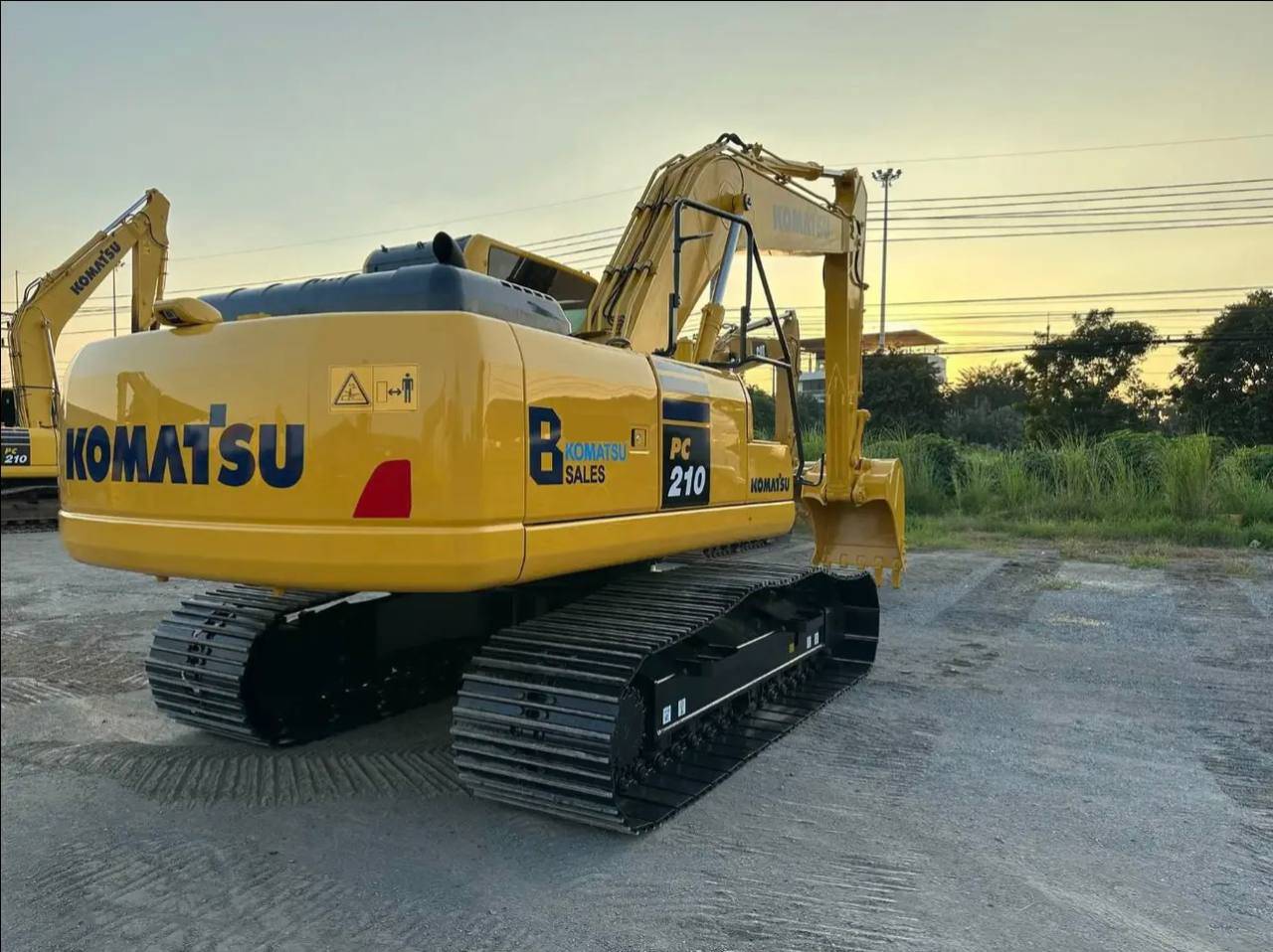 Дополнительное изображение Komatsu PC210 clq4zhumd545l0bzx91gs9rdw