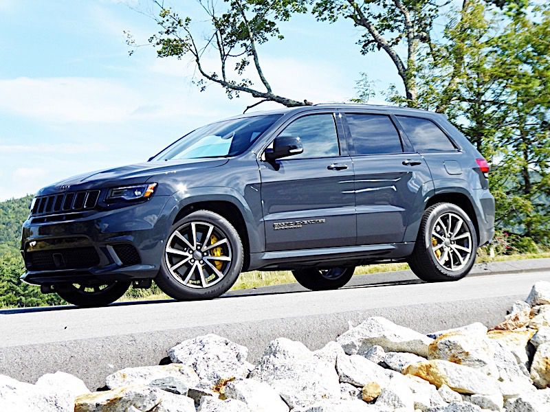 2018 Jeep Grand Cherokee Trackhawk front quarter hero ・  Photo by Ron Sessions