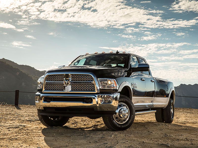 2016 RAM 3500 ・  Photo by Fiat Chrysler Automobiles 