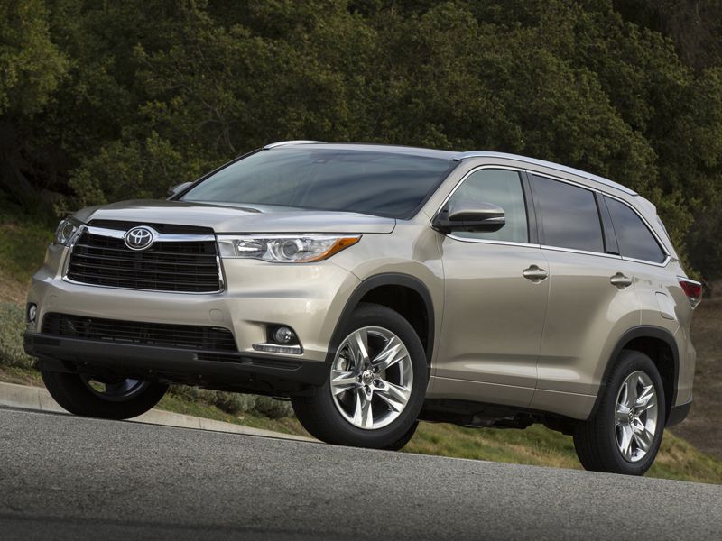 7 Passenger Cars With Good Gas Mileage