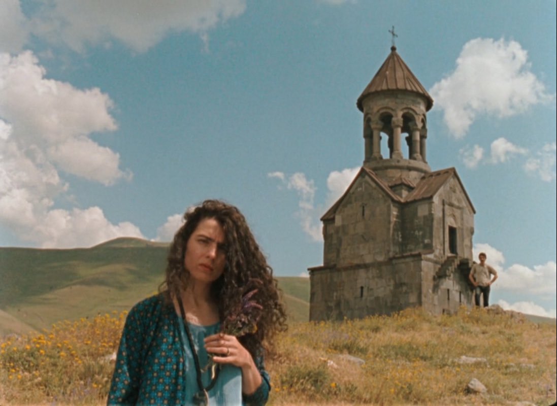“Orada mıydın? Orada mısın?” Egoyan’ın Calendar (Takvim) filminde buluşamayan zamanlar, mekanlar ve insanlar