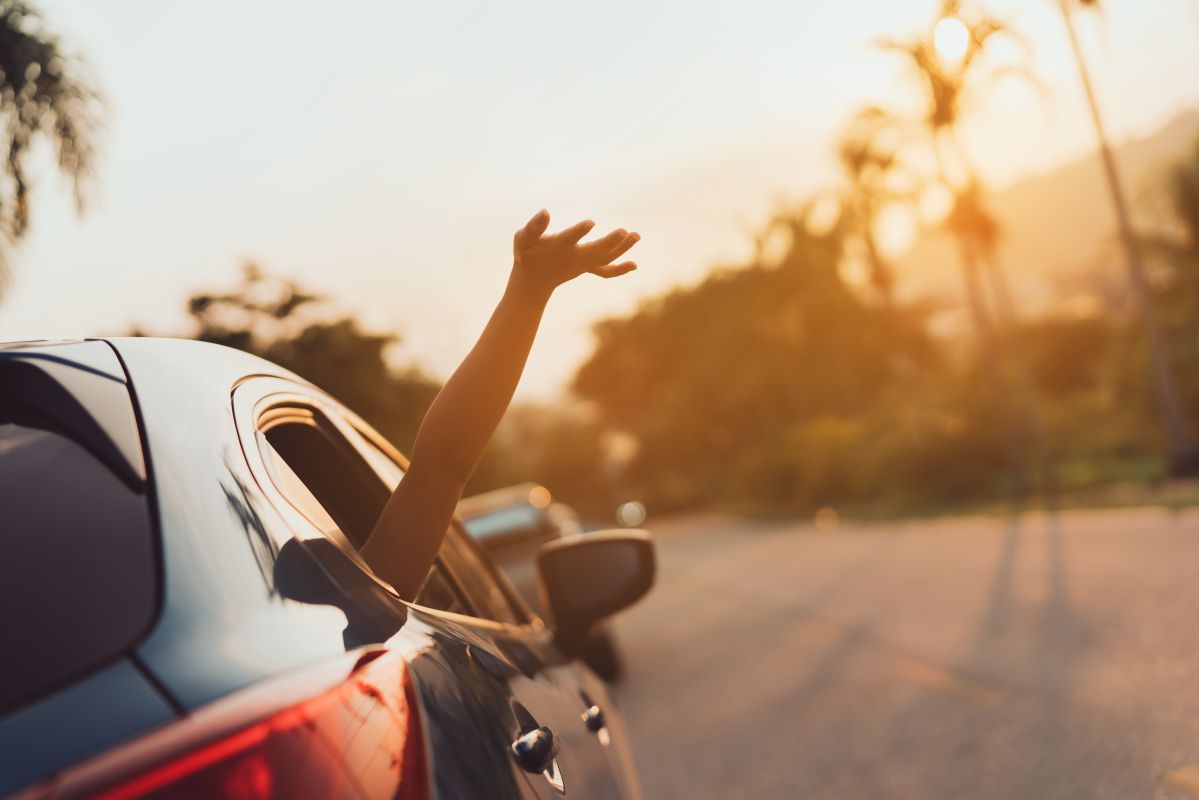 Summer brings joy, and good car buying opportunities. ・  Photo by Adobe Stock