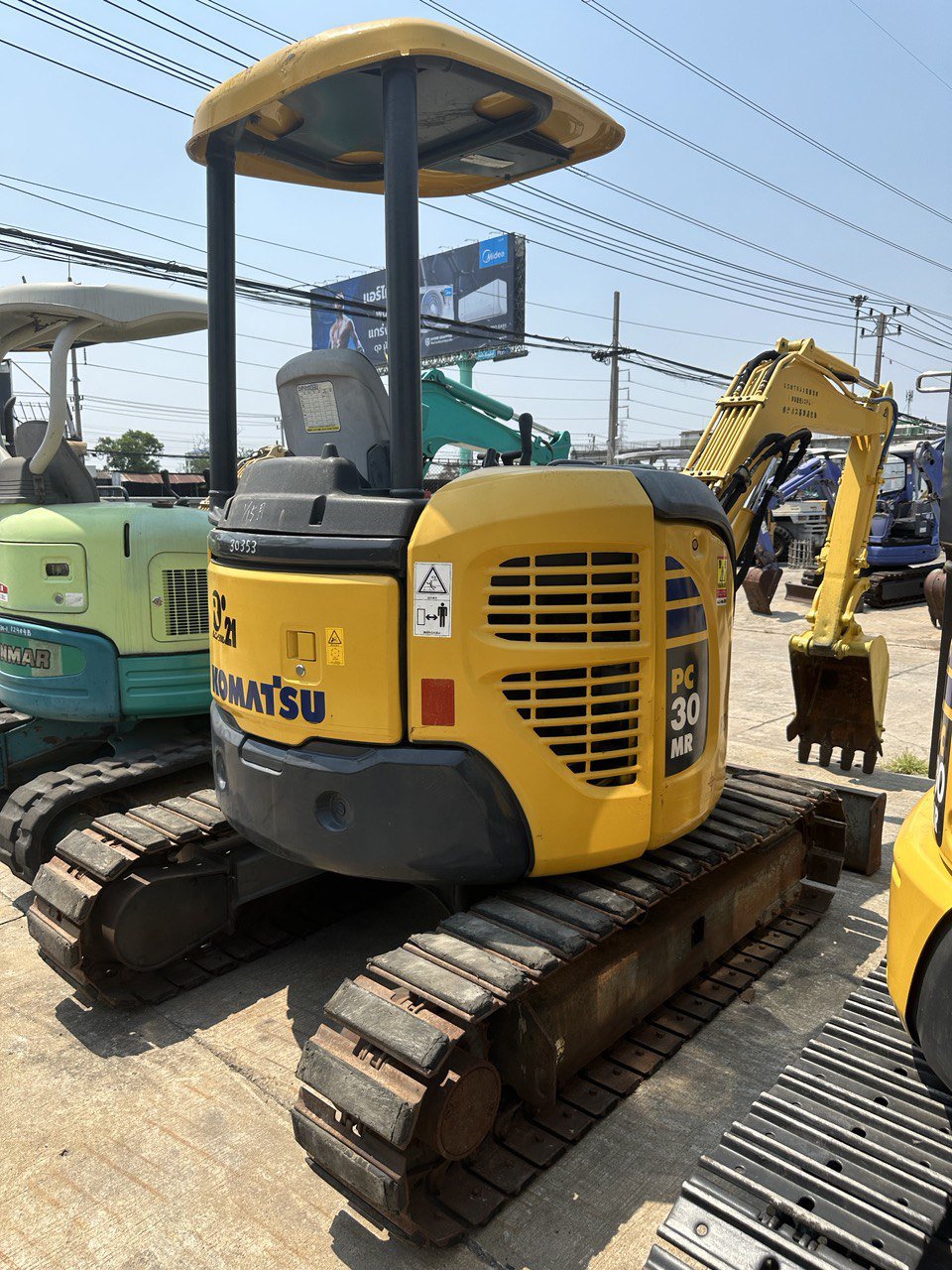 Дополнительное изображение Komatsu pc30 clvvr5nmw3dzp07zndysjp7v7