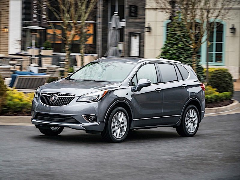 2019 Buick Envision front three quarter 01 ・  Photo by Buick 