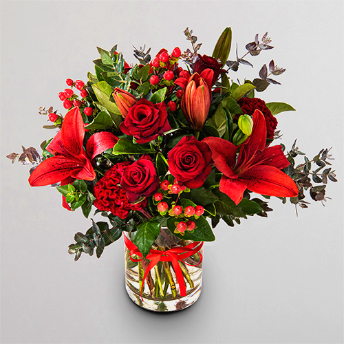 INT0029_Christmas Blog_Tailored gifts from Interflora.jpg