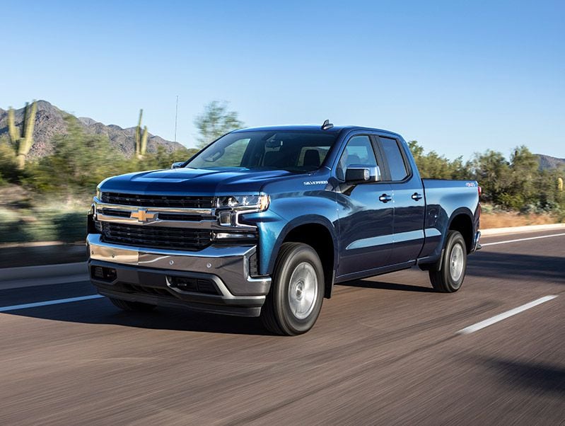 2019 Chevrolet Silverado Turbo front three quarter ・  Photo by General Motors