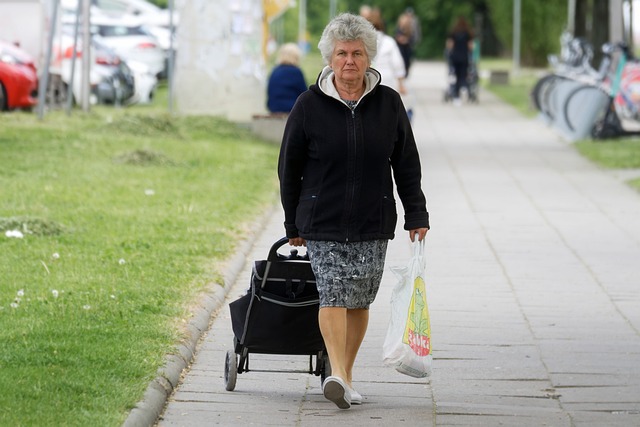 caixas lentos para idosos em belgica e holanda.jpg