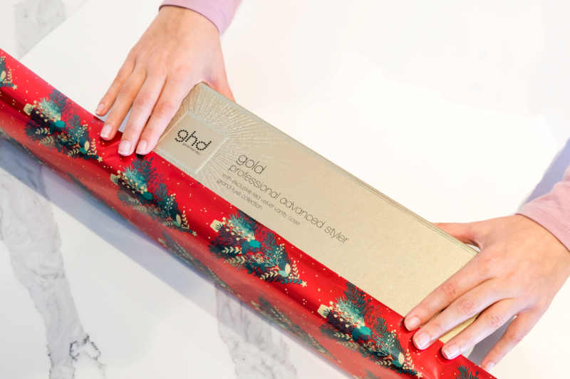 ghd_Grand_Luxe_Platinum_Hair_Straightener_Champagne_Gold.png