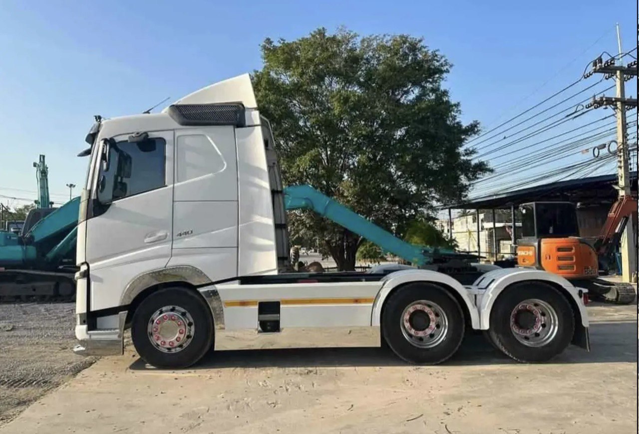 Дополнительное изображение Volvo clr7qe03h0lac0c15xz8xorj3