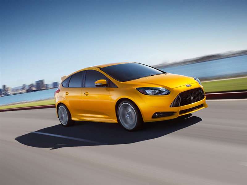 ford focus yellow 