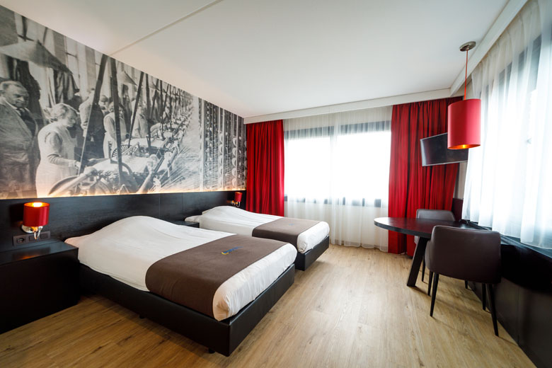 Bastion-Hotel-Tilburg-Deluxe-Kamer (2) (1).jpg