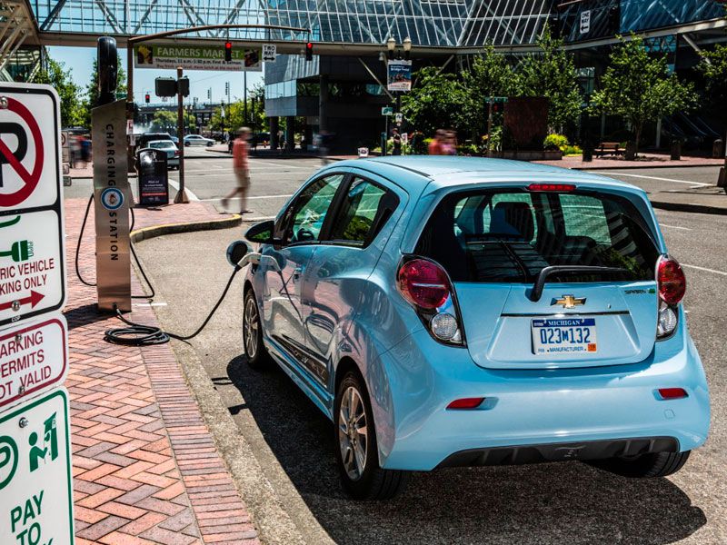 2016 Chevrolet Spark EV rear view charging ・  Photo by General Motors