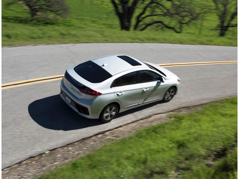 2019 Hyundai Ioniq Plug In Hybrid driving sunroof ・  Photo by Hyundai 