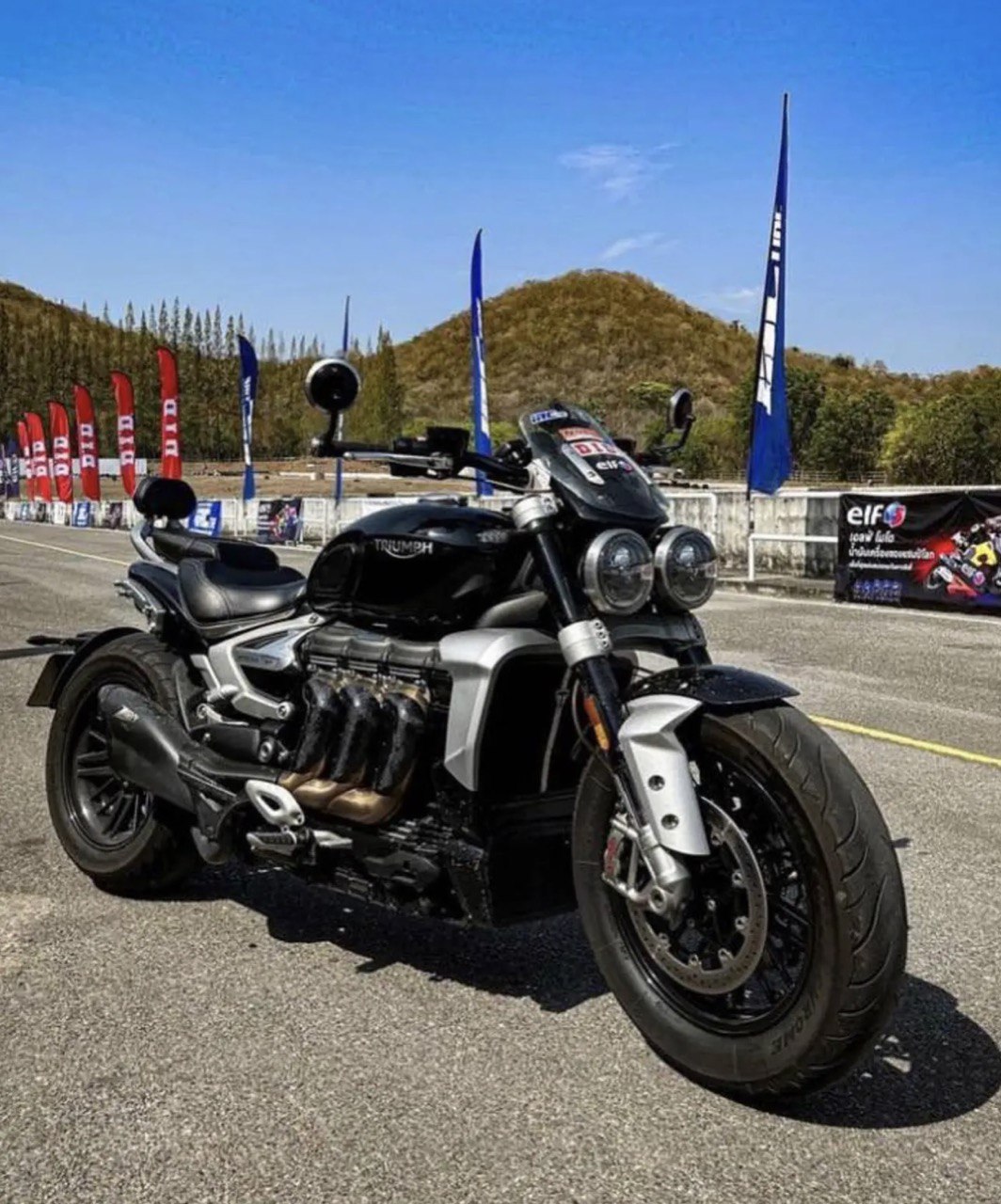 Главное изображение Triumph Rocket 3R 2021 clqnrzeojz8fu0b15o4yw2z13