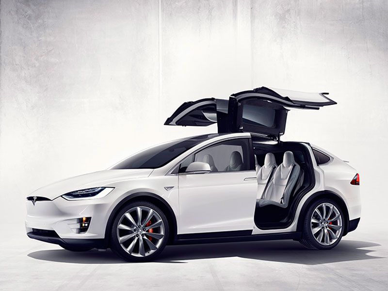 Tesla Model X doors open ・  Photo by Tesla 