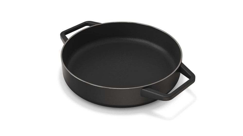 Single pan with two handles, free-standing.