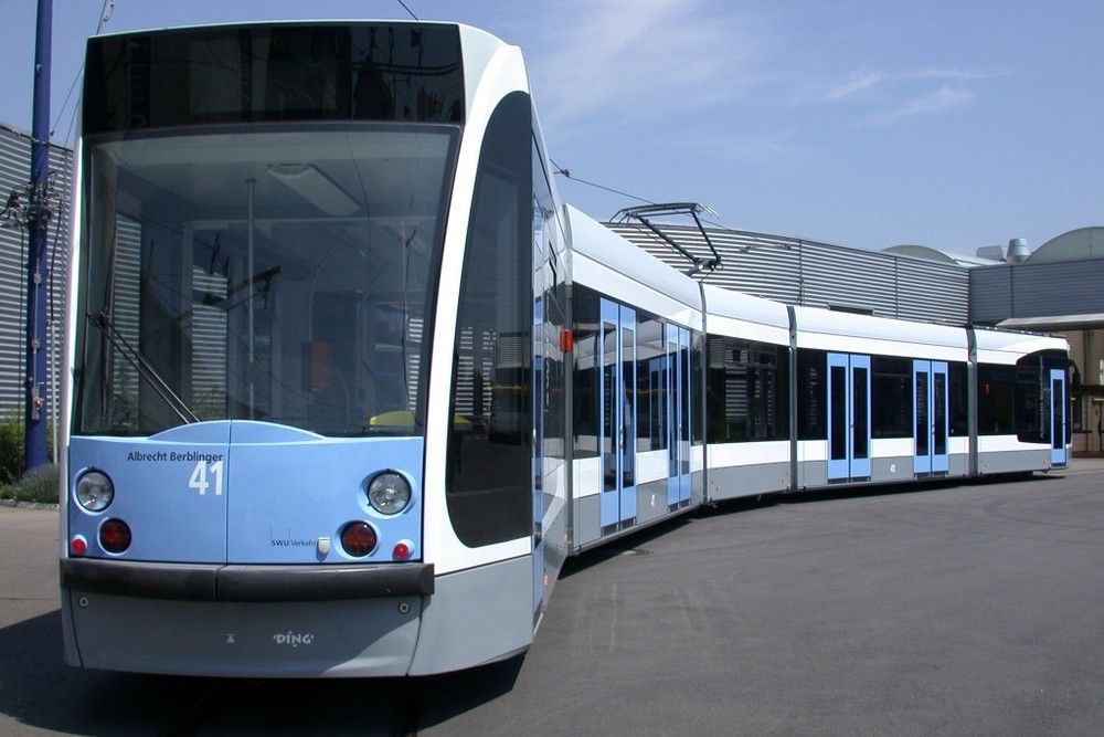 Combino streetcar from the front
