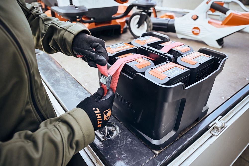 Stihl battery carrying aid