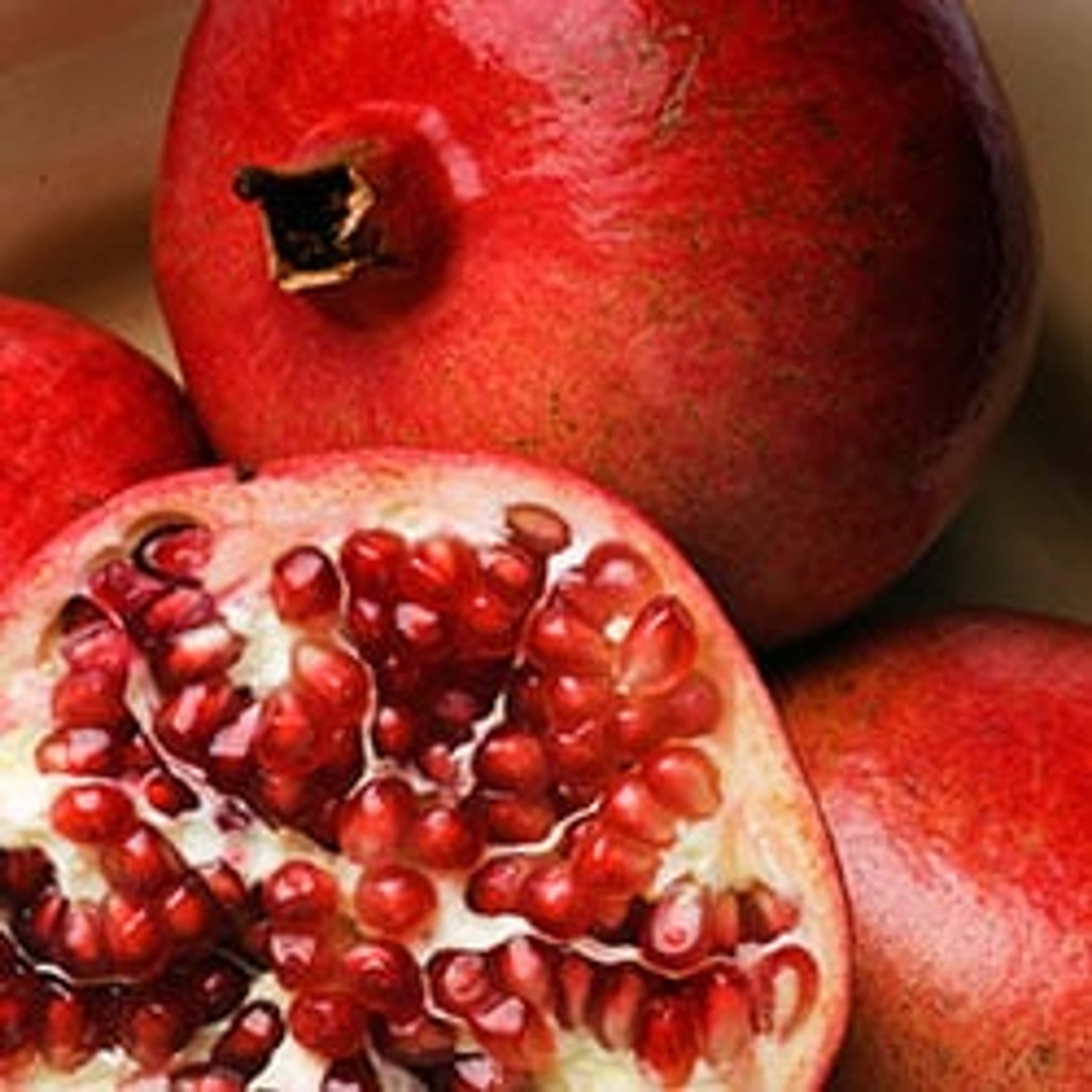 High-quality pomegranate capsules have a high content of punicalagins, its crucial active ingredient.