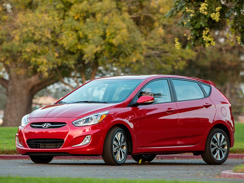 10 Best Used Sedans Under 15,000