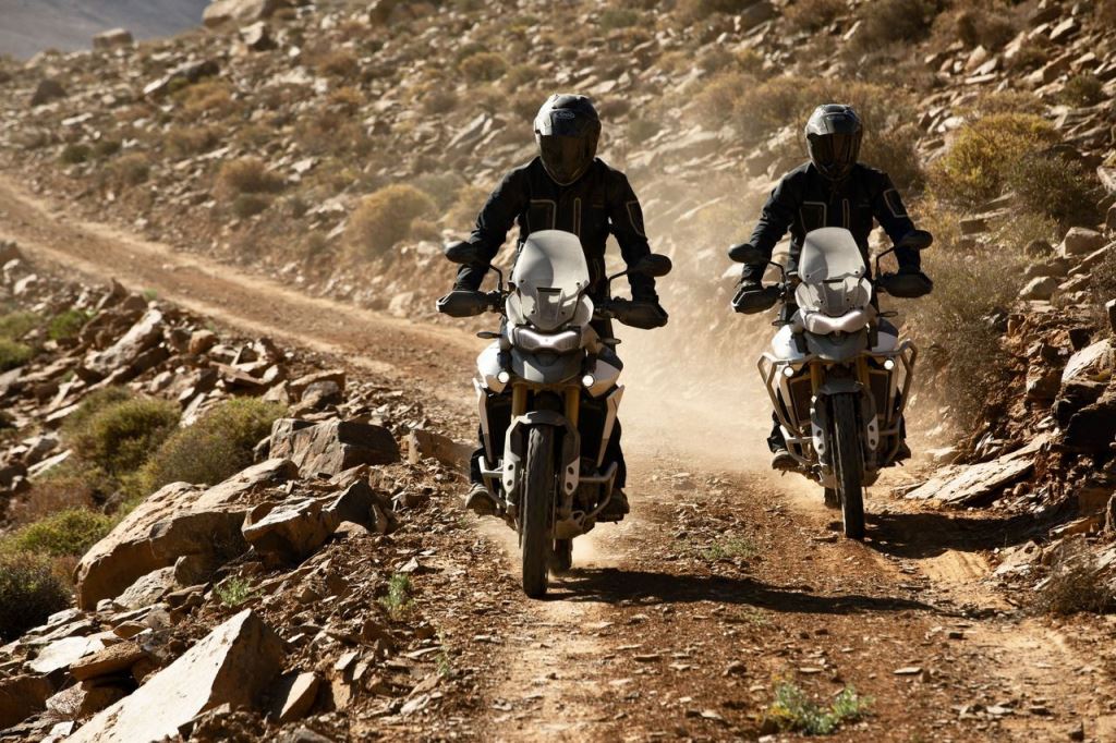 Offroad rijden op de motor. Waar mag dat?