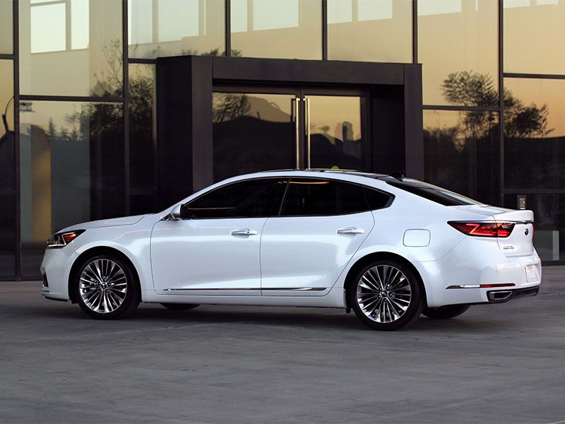 10 Most Comfortable Cars for Long Trips Autobytel