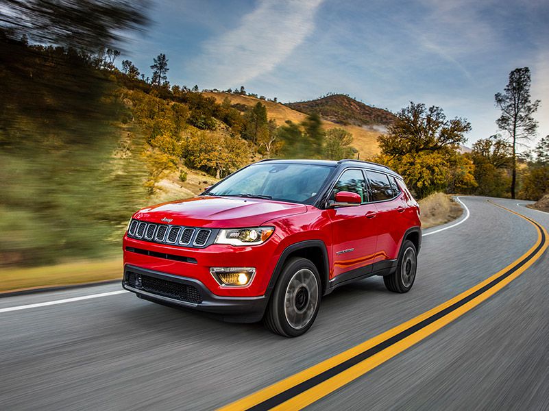 2018 Jeep Compass front three quarter hero ・  Photo by Fiat Chrysler Automobiles 