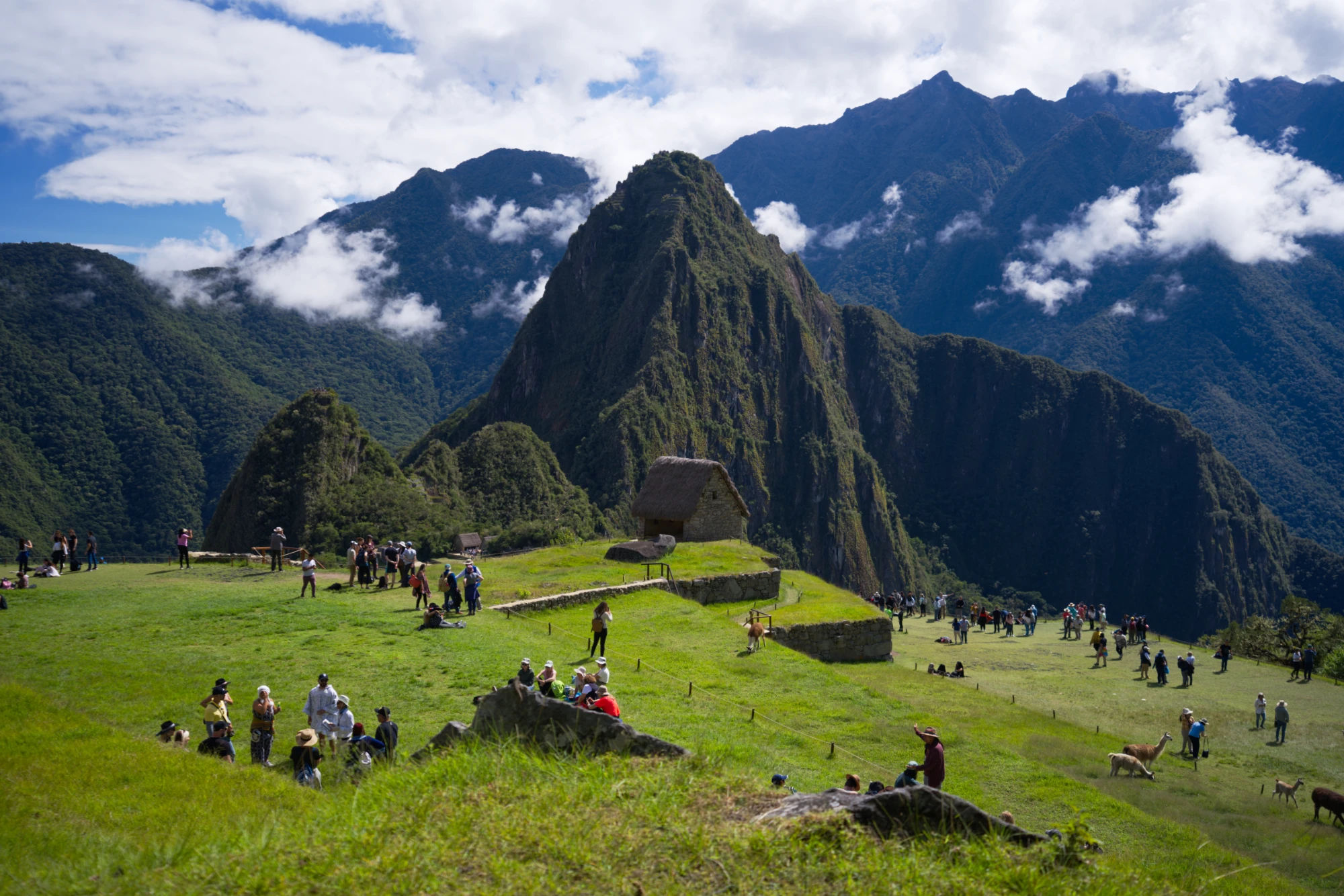 vista-casa-guardian-terraza-superior-machu-picchu-full.jpg